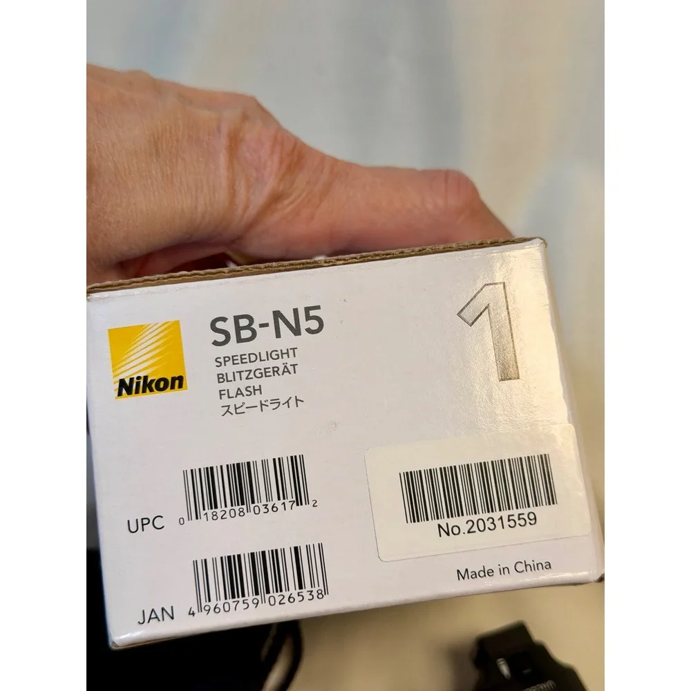 Nikon SB-N5 Speedlight Flash for Nikon 1 V1 V2 V3 Cameras Black LED Light Boxed